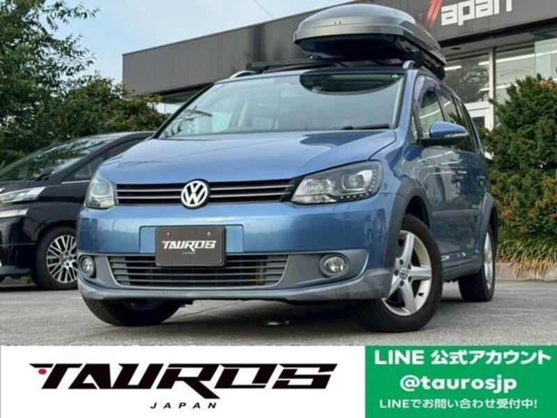 VOLKSWAGEN GOLF TOURAN