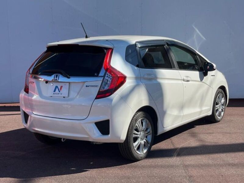 FIT HYBRID