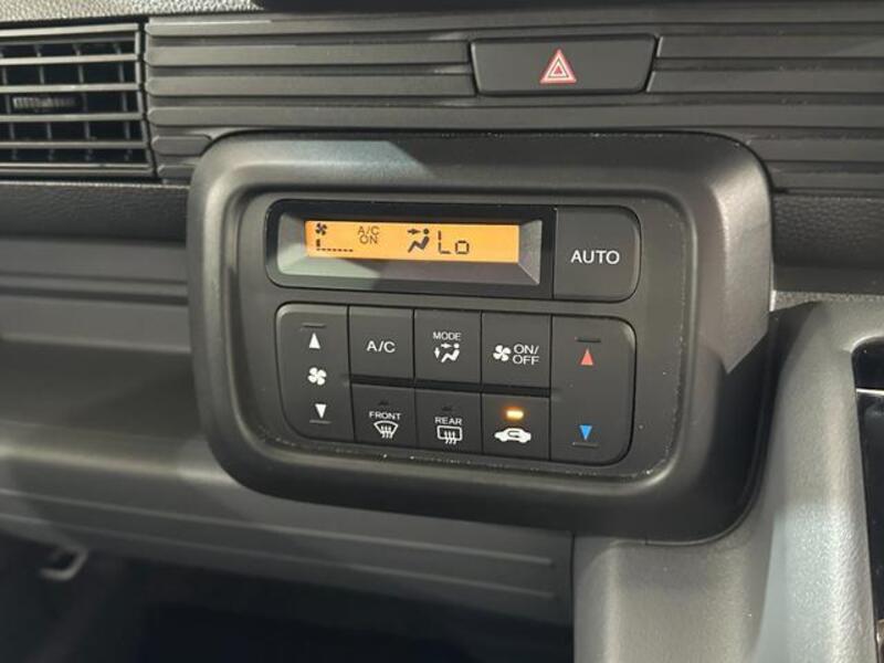 N-VAN