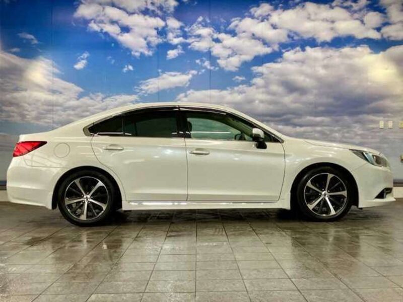 LEGACY B4