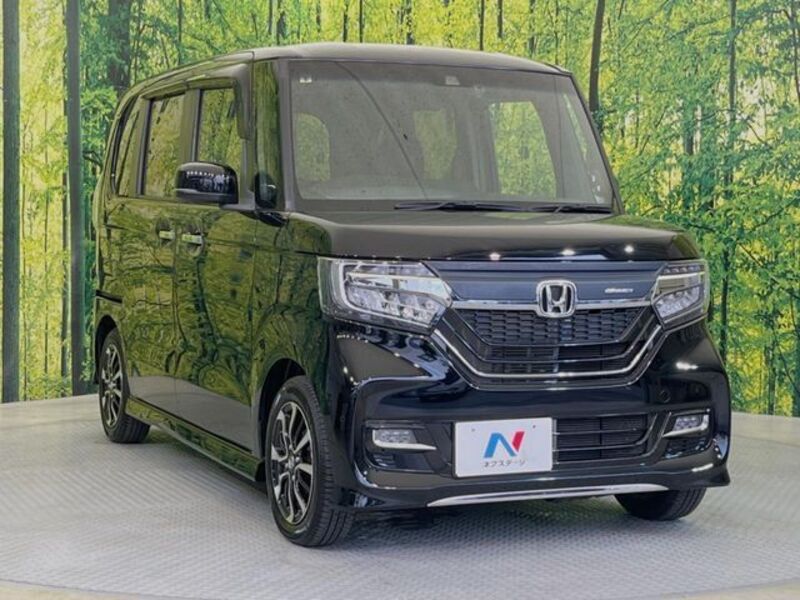 N BOX CUSTOM