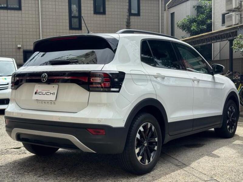 T CROSS