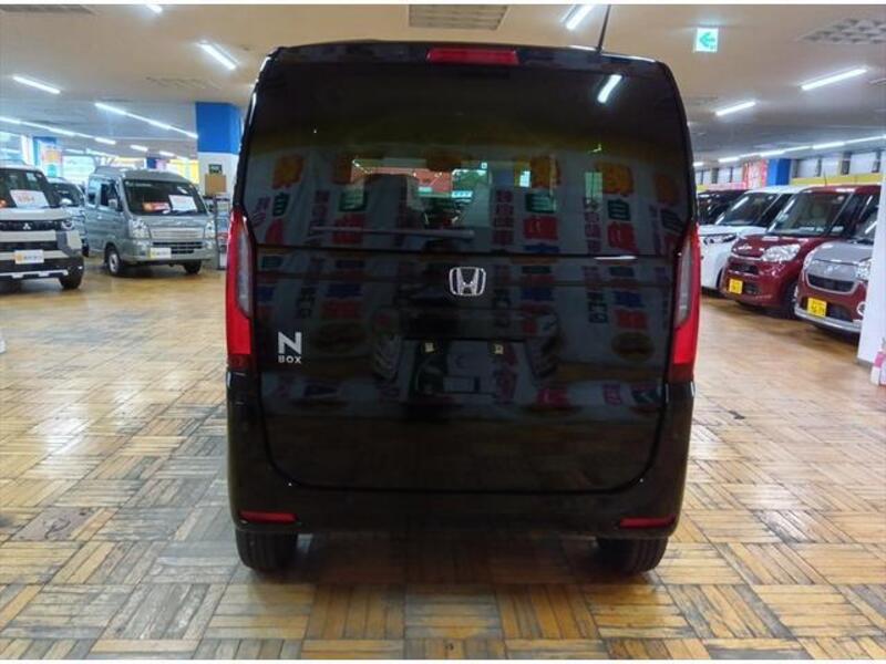 N BOX