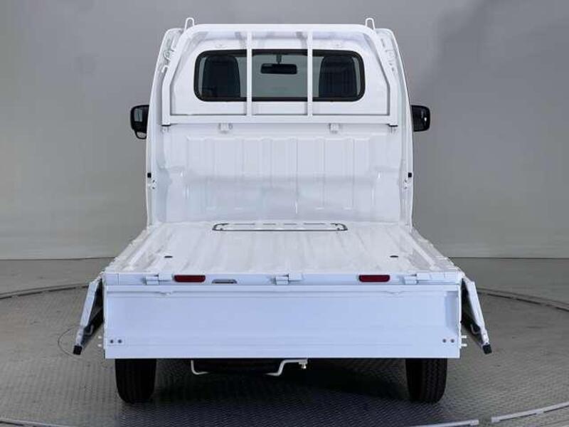 CLIPPER TRUCK