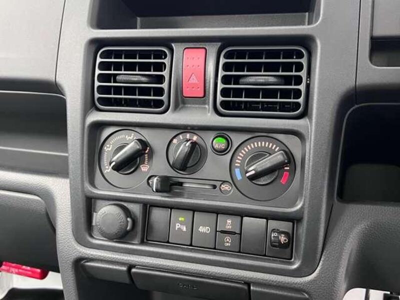 CLIPPER TRUCK