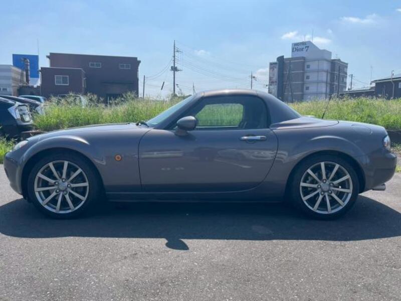 ROADSTER