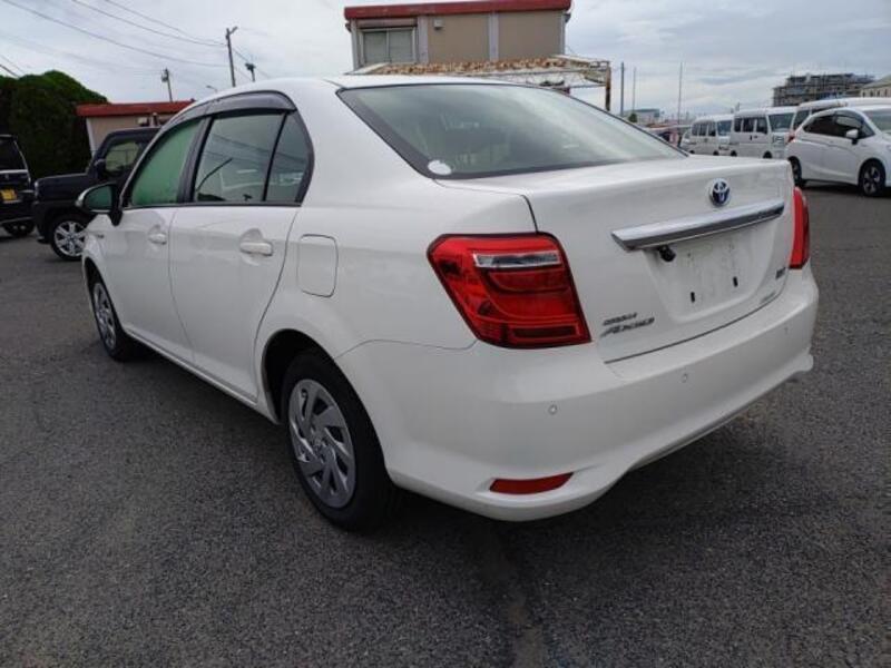 COROLLA AXIO