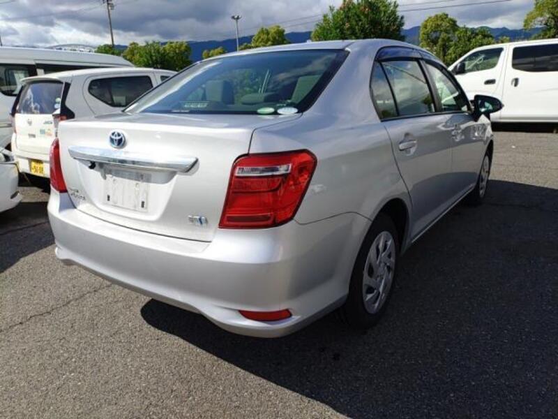 COROLLA AXIO