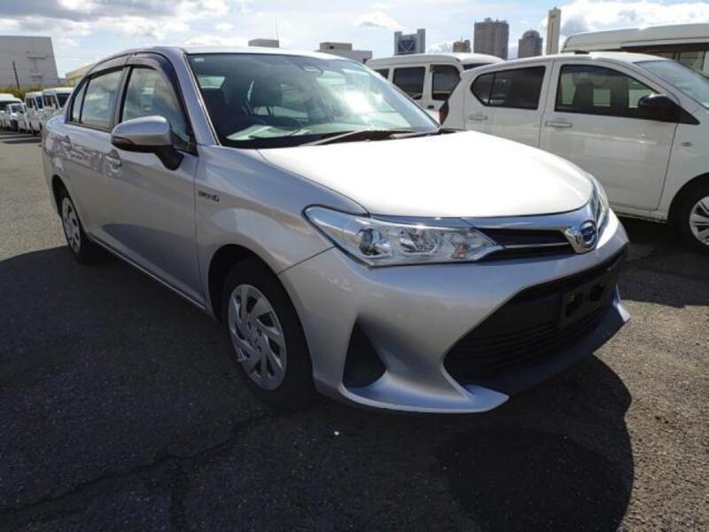 COROLLA AXIO