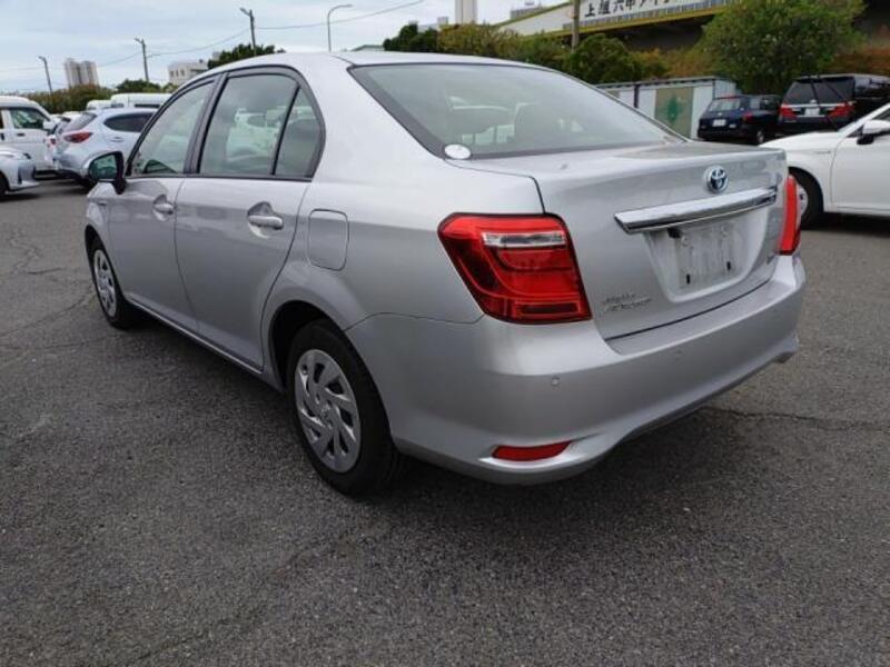 COROLLA AXIO
