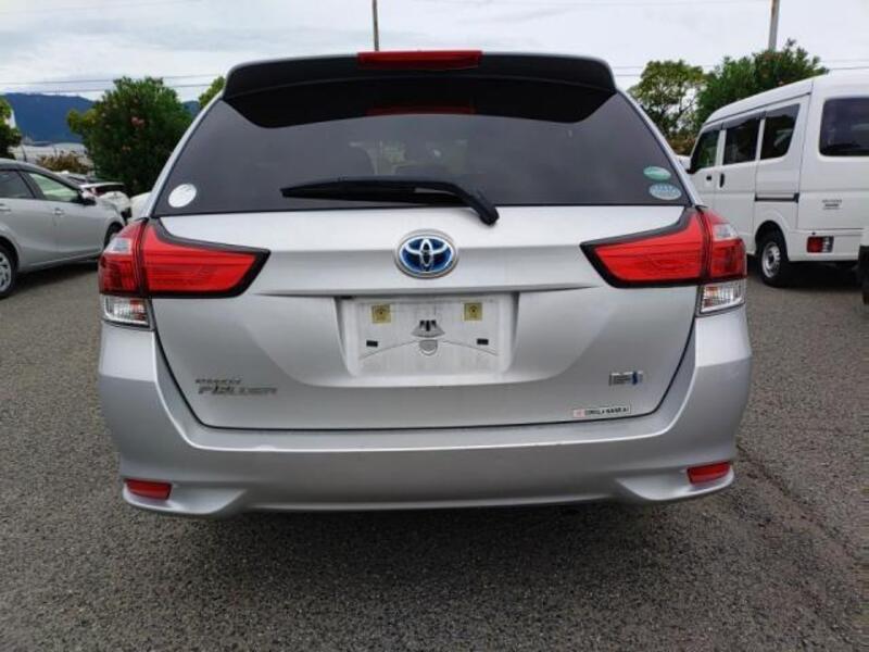 COROLLA FIELDER