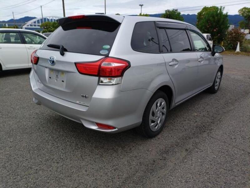 COROLLA FIELDER