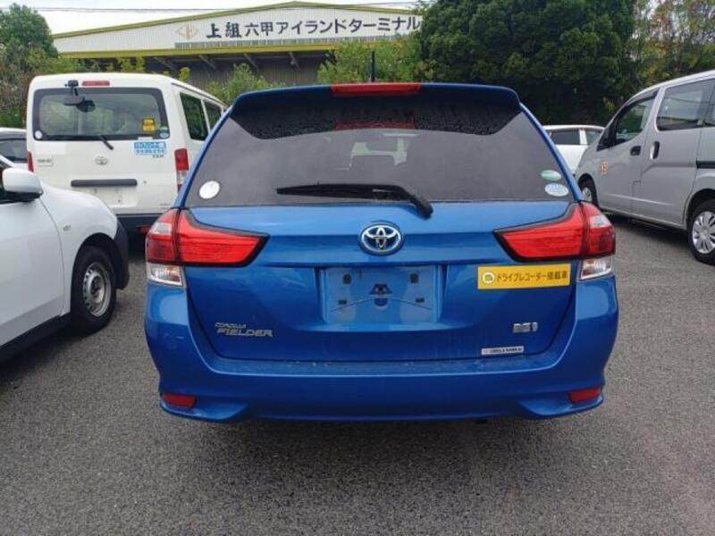 COROLLA FIELDER