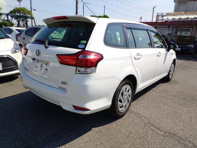 COROLLA FIELDER