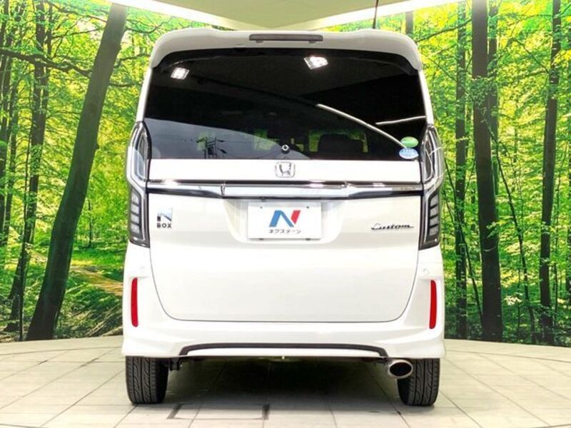 N BOX CUSTOM