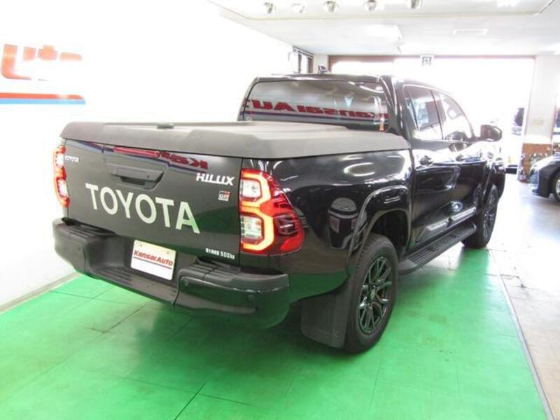 HILUX