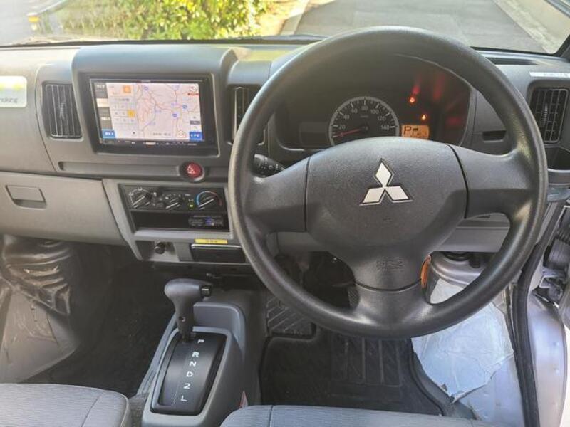 MINICAB VAN