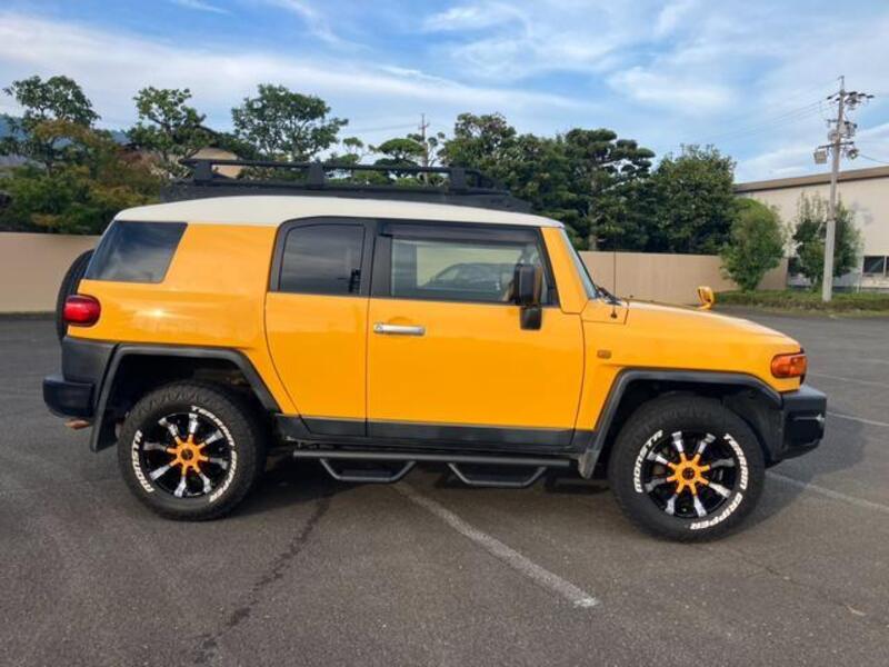 FJ CRUISER