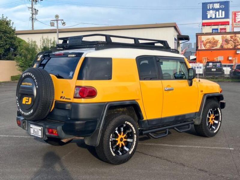 FJ CRUISER