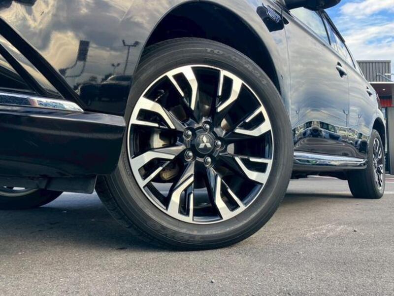OUTLANDER PHEV