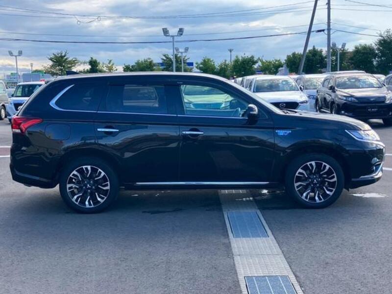 OUTLANDER PHEV