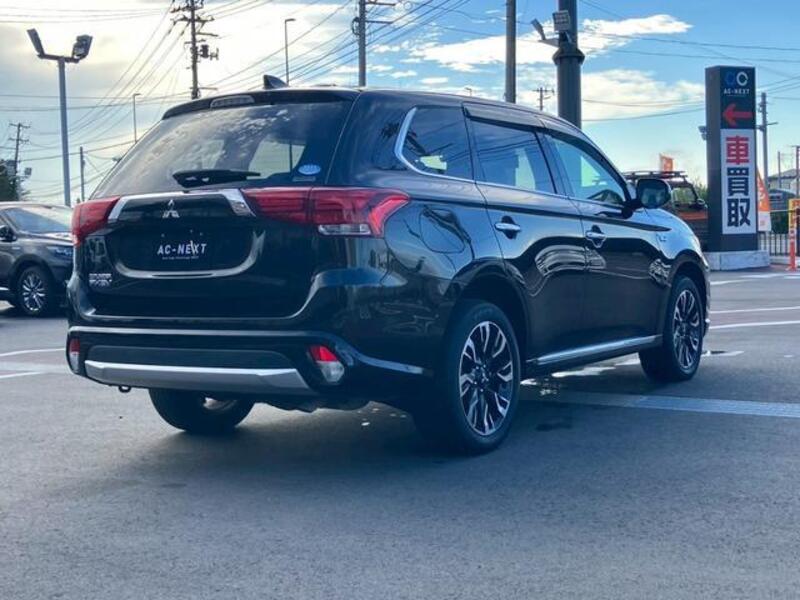 OUTLANDER PHEV