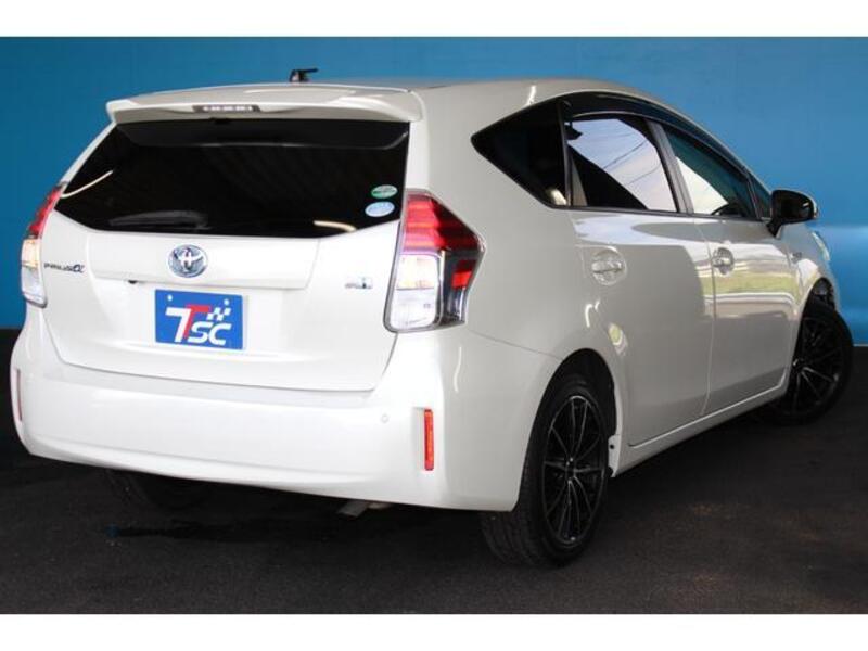 PRIUS ALPHA