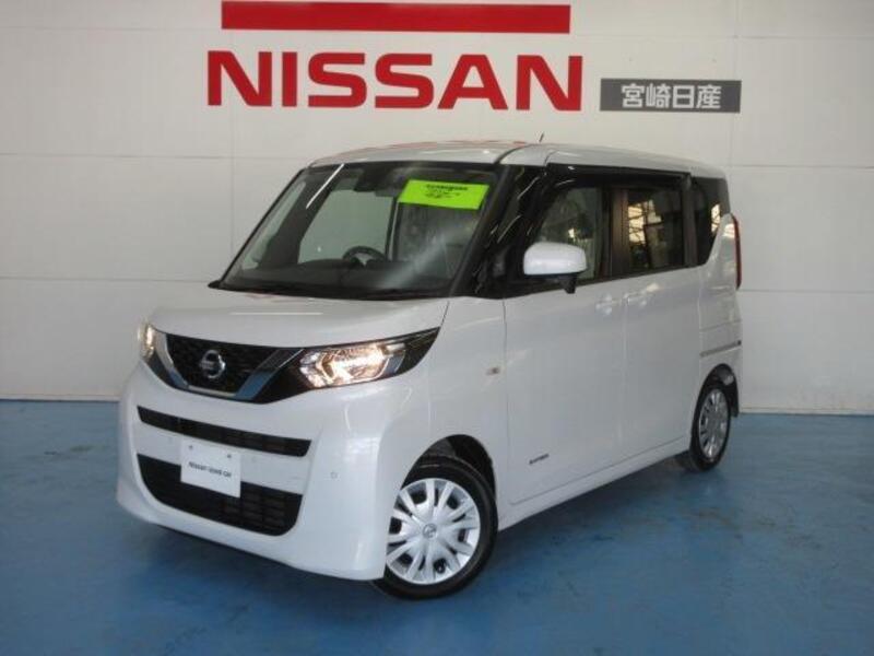 NISSAN ROOX