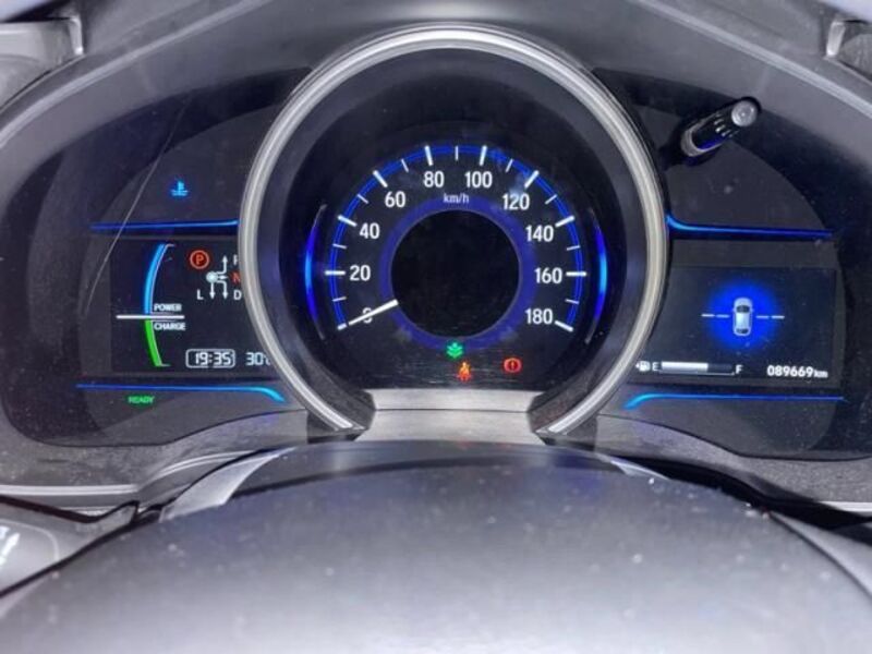FIT HYBRID