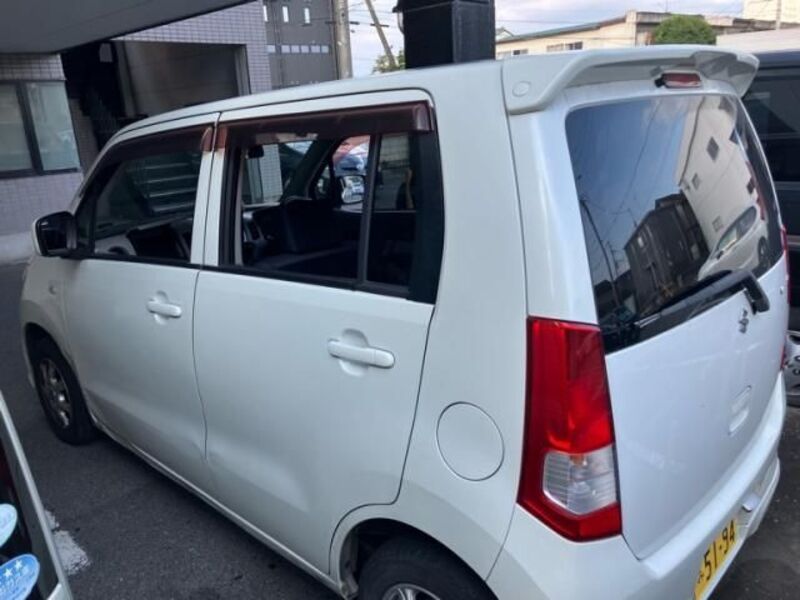 WAGON R