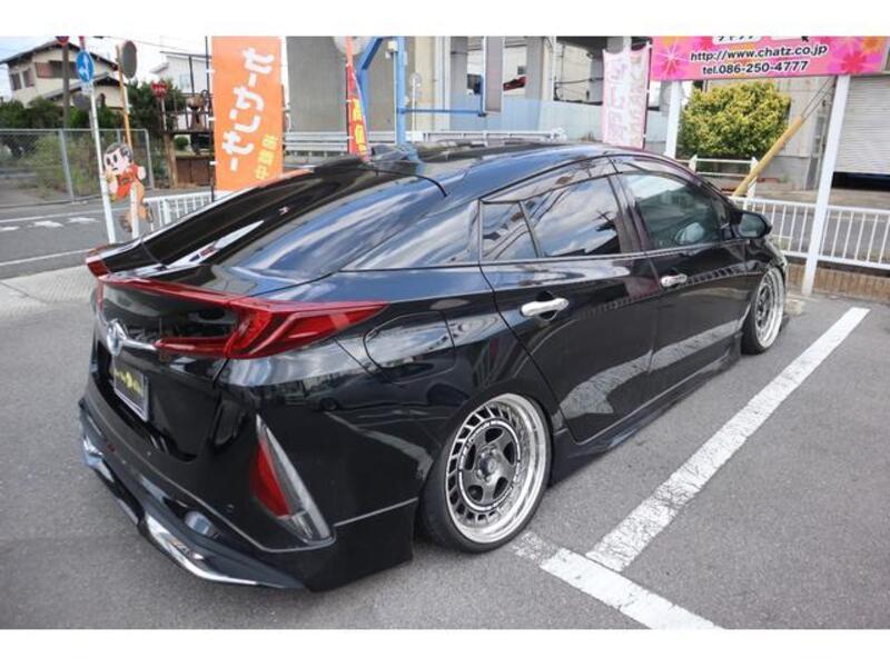 PRIUS PHV