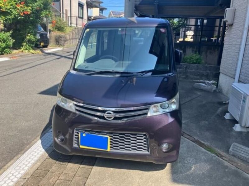 NISSAN ROOX