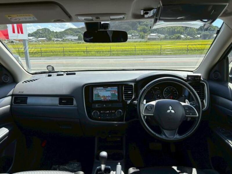 OUTLANDER