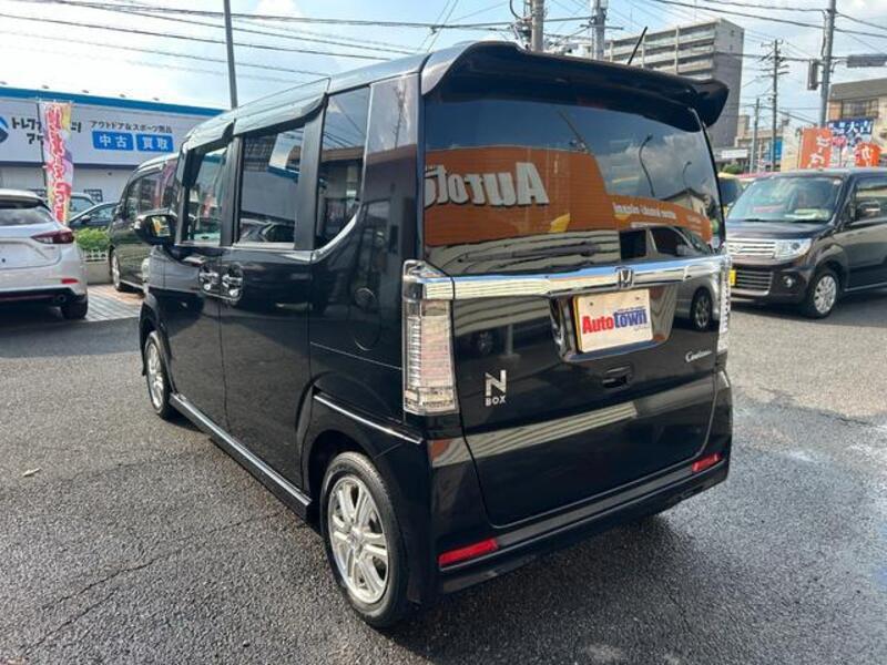 N BOX CUSTOM