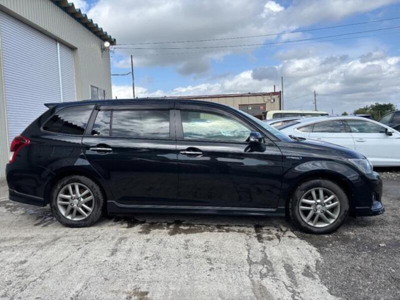 COROLLA FIELDER