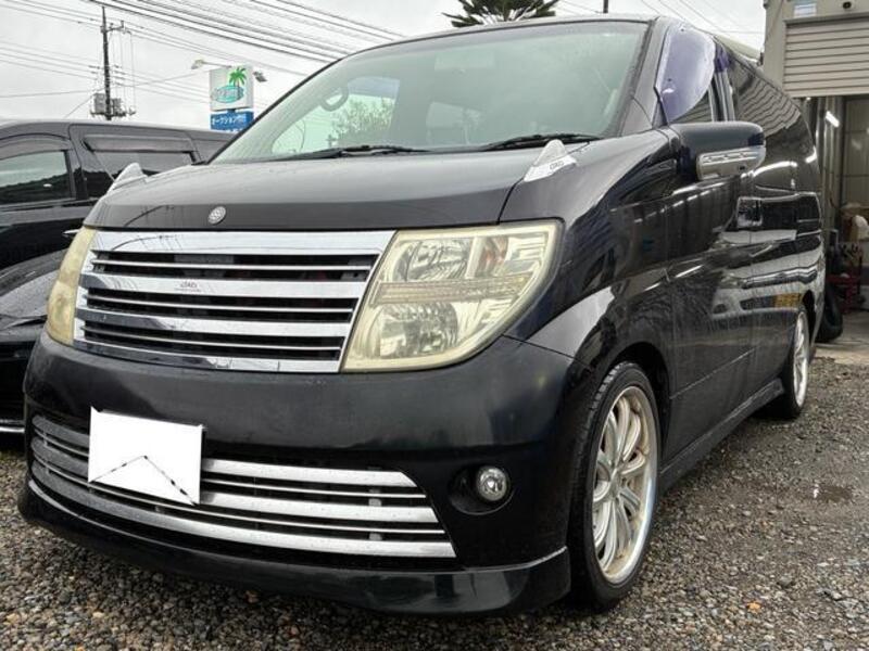 NISSAN ELGRAND