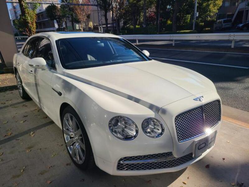FLYING SPUR