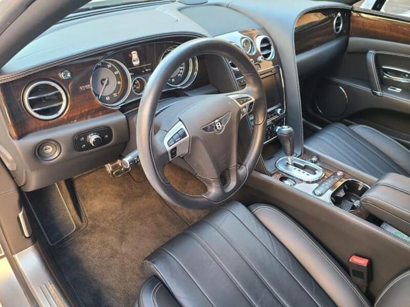 FLYING SPUR