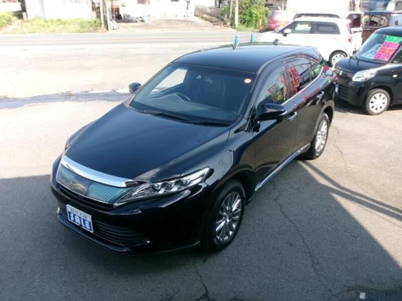 TOYOTA HARRIER