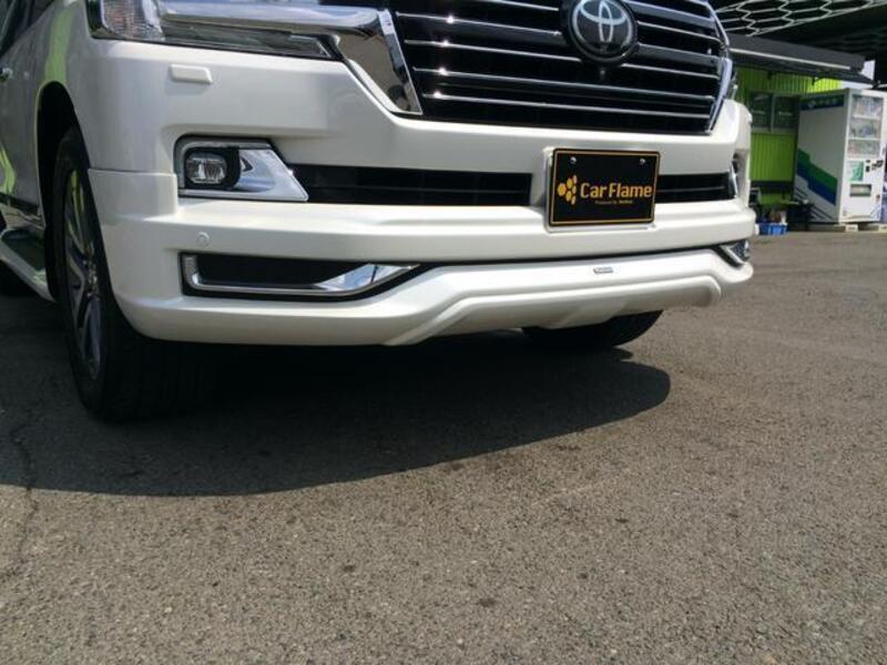 LAND CRUISER