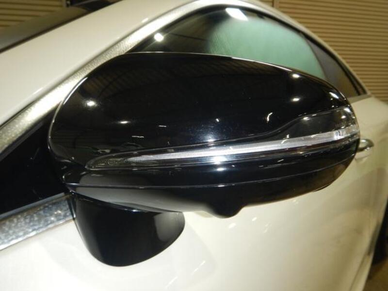 E-CLASS