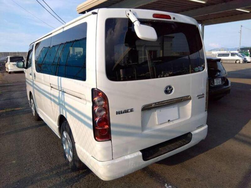 HIACE VAN