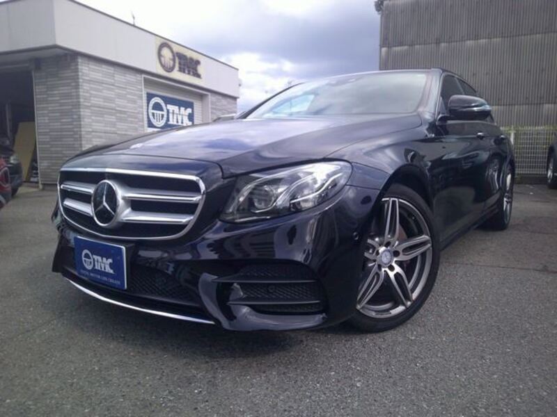 MERCEDES-BENZ E-CLASS