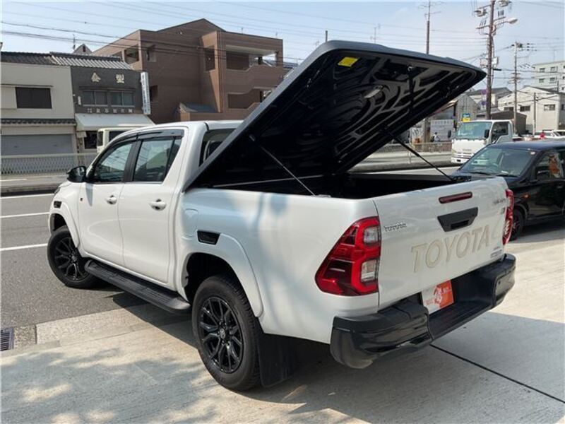 HILUX