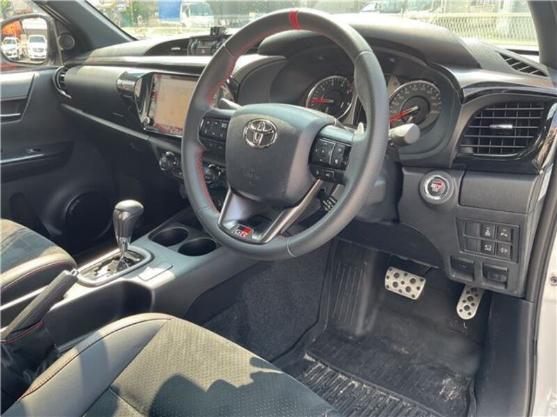 HILUX