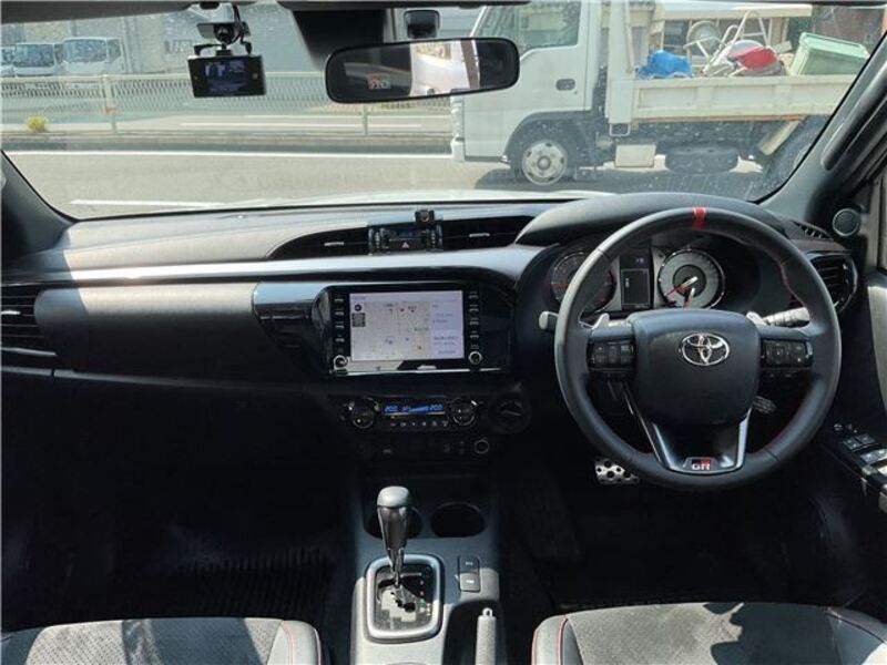HILUX