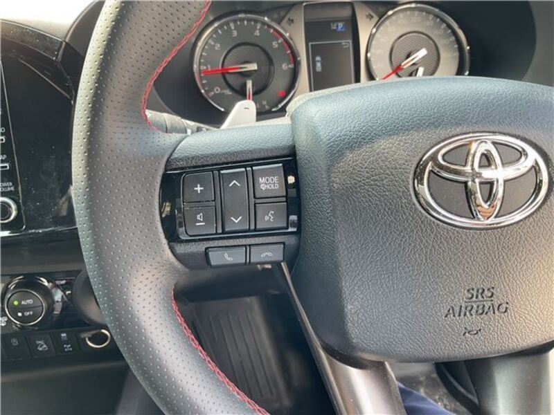 HILUX