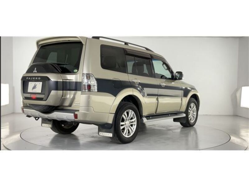 PAJERO