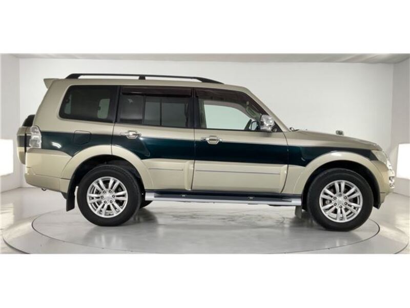 PAJERO
