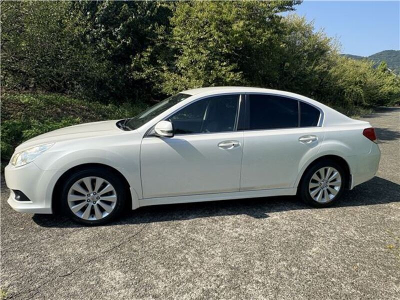 LEGACY B4